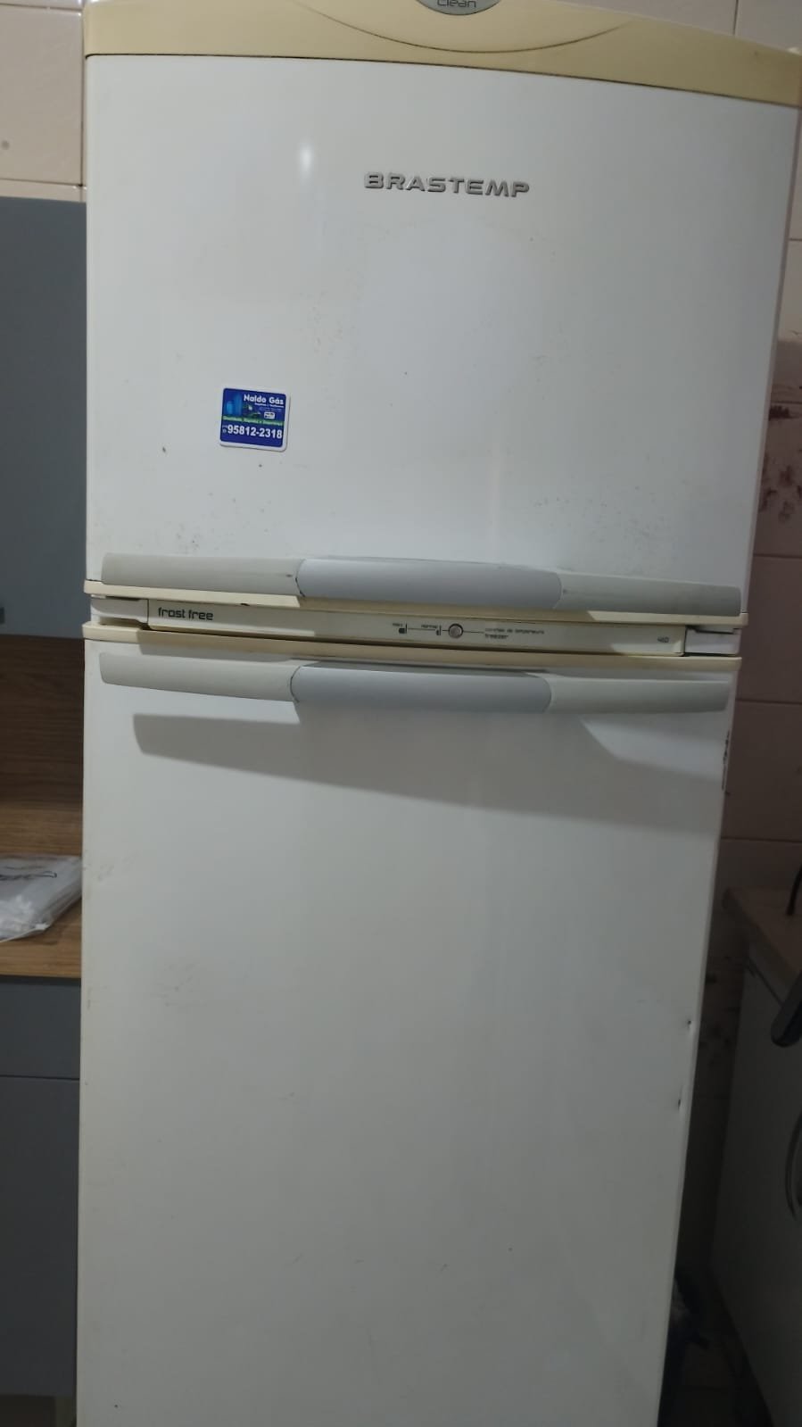 Descongelando o freezer e não gera a parte de baixo